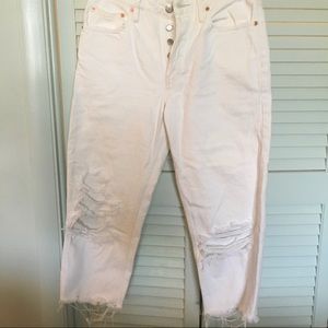 ** Cropped white capris from free people